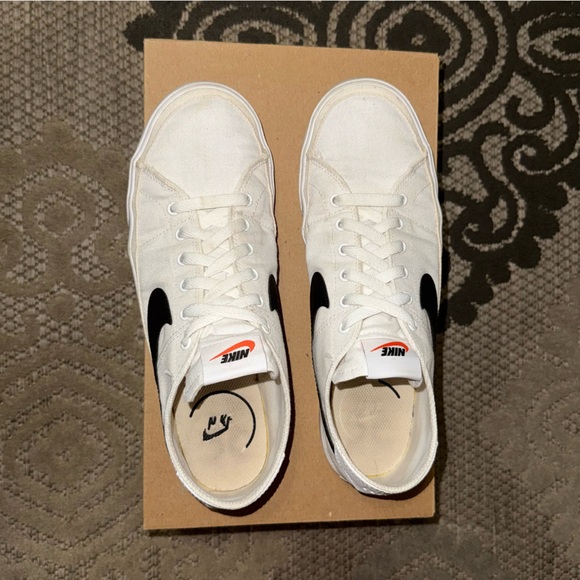 NikeCourt Legacy Canvas 'White Black' Men’s Shoes - Picture 5 of 8